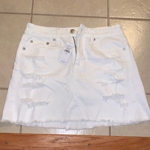 NEW white denim skirt American Eagle unworn size 4 with tags
